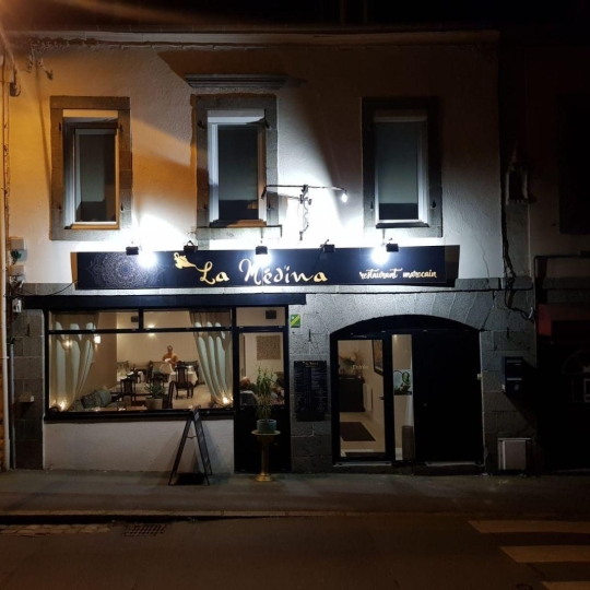  Agence Coté Immo : Commercial | LANNION (22300) | 167 m2 | 75 880 € 