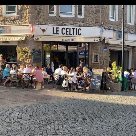  Agence Coté Immo : Commerces | PERROS-GUIREC (22700) | 255 m2 | 420 000 € 