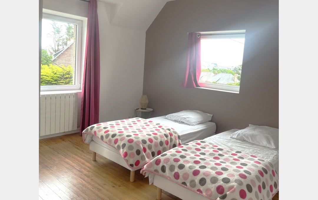 Agence Coté Immo : Maison / Villa | PERROS-GUIREC (22700) | 100 m2 | 990 € 