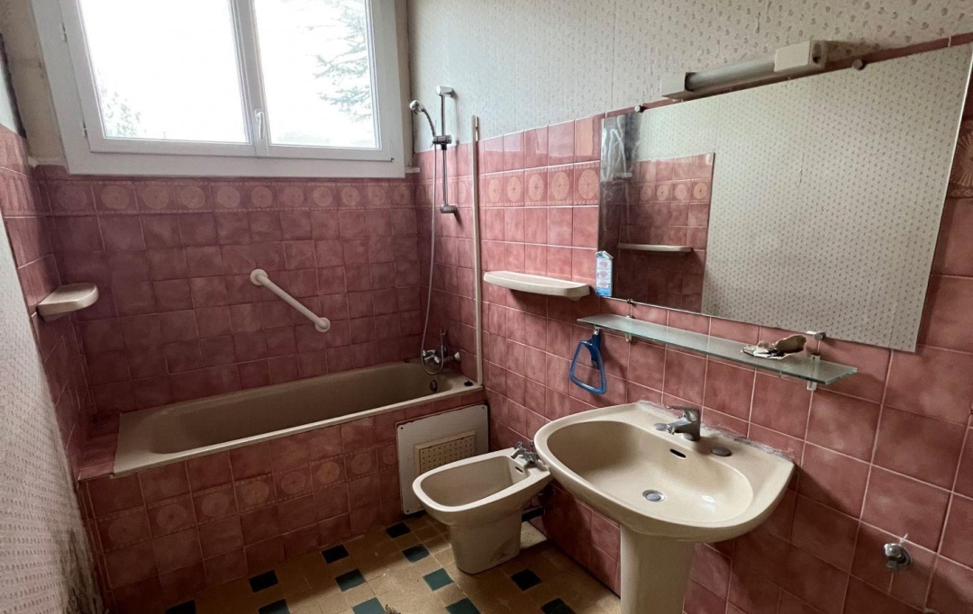 Agence Coté Immo : House | TRELEVERN (22660) | 273 m2 | 270 000 € 