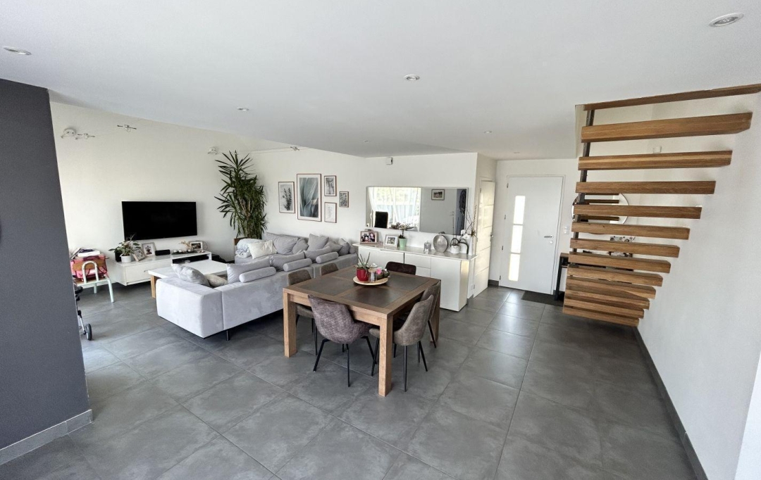 Agence Coté Immo : Maison / Villa | COATREVEN (22450) | 110 m2 | 332 000 € 
