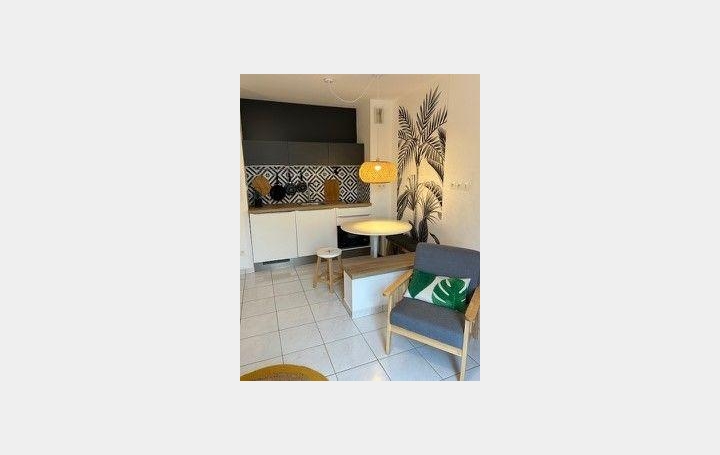 Studio PERROS-GUIREC 21 m2 440 € Studio PERROS-GUIREC 21 m2 440 €